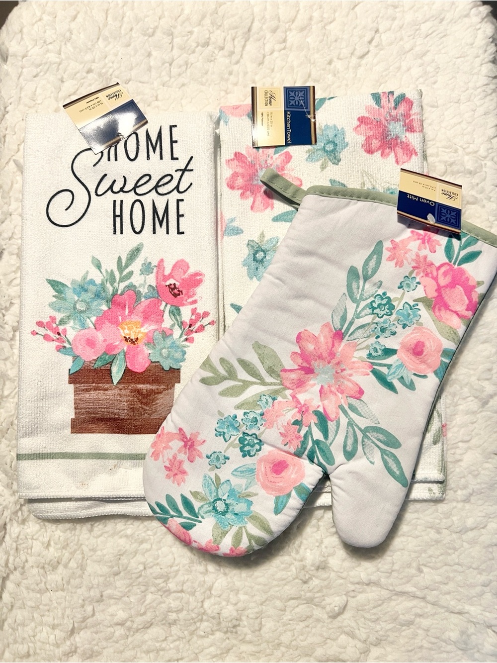 Home Collection Oven Mitt - set of 3